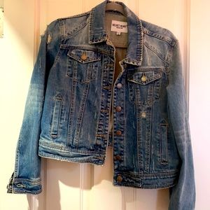 This is the cutest jean jacket.